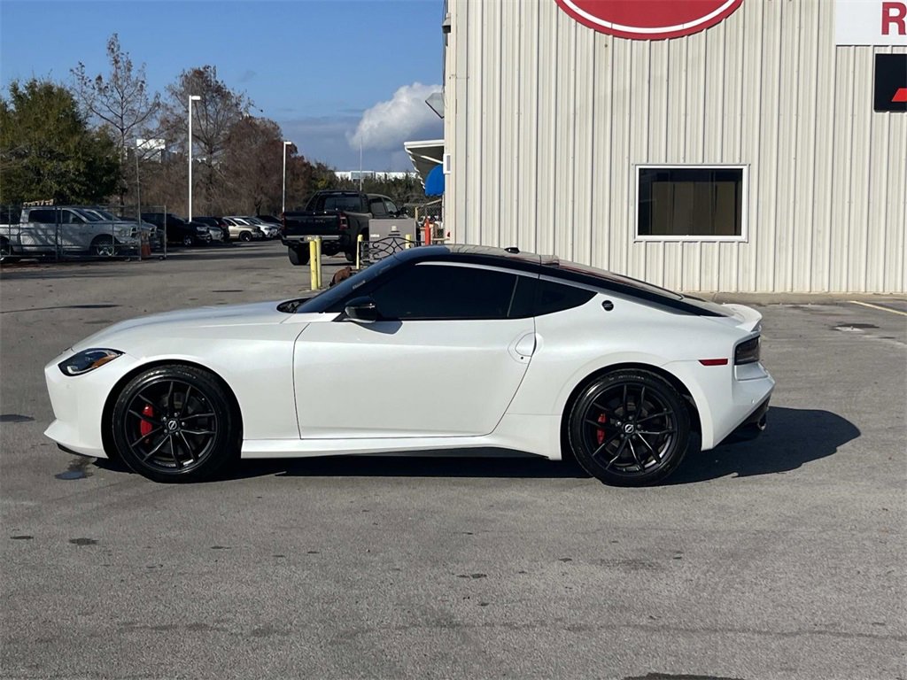 Used 2024 Nissan Z Performance w/ Floor Mat Package image 2