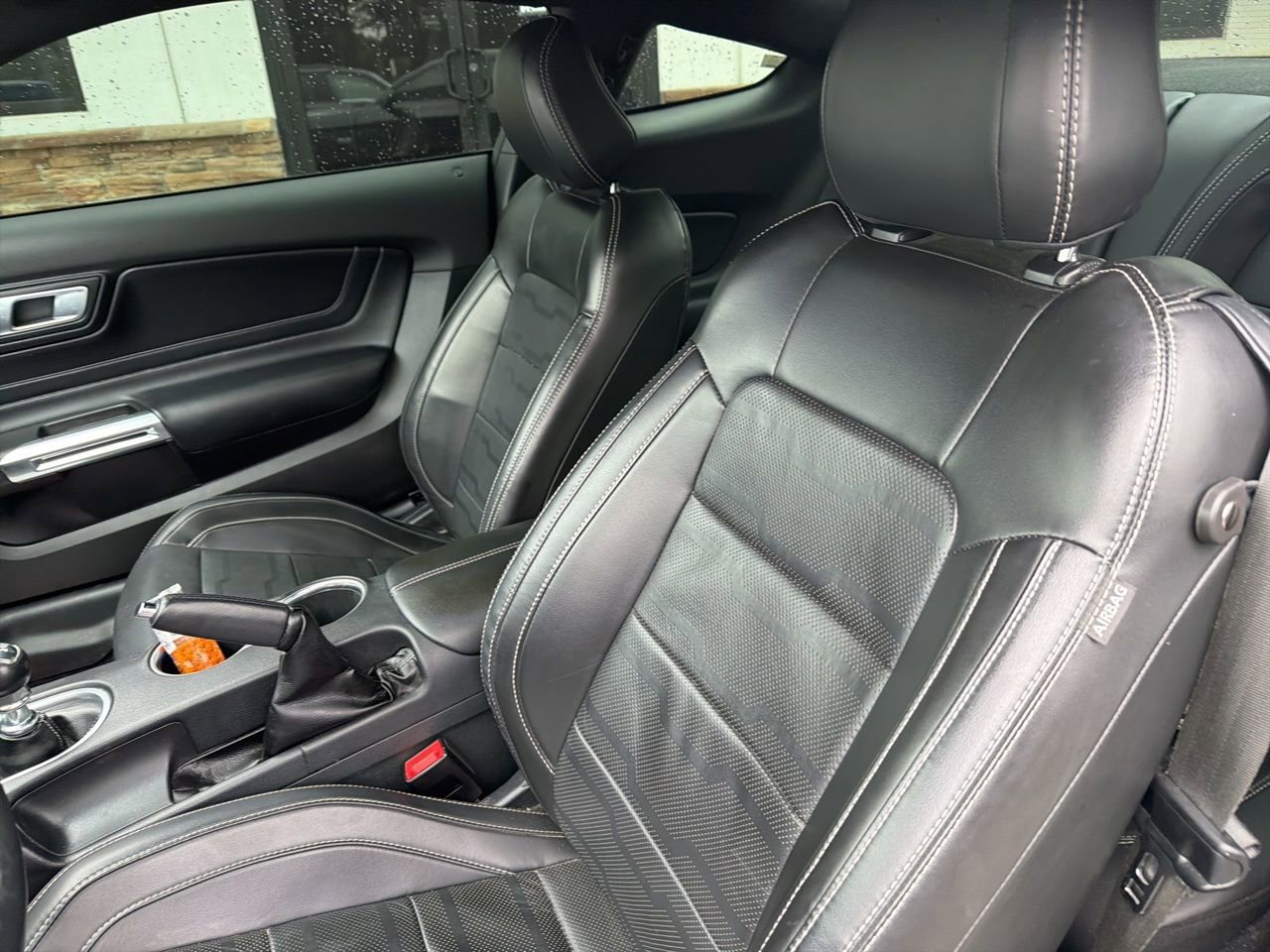 Used 2021 Ford Mustang GT Premium w/ Equipment Group 401A RWD image 3