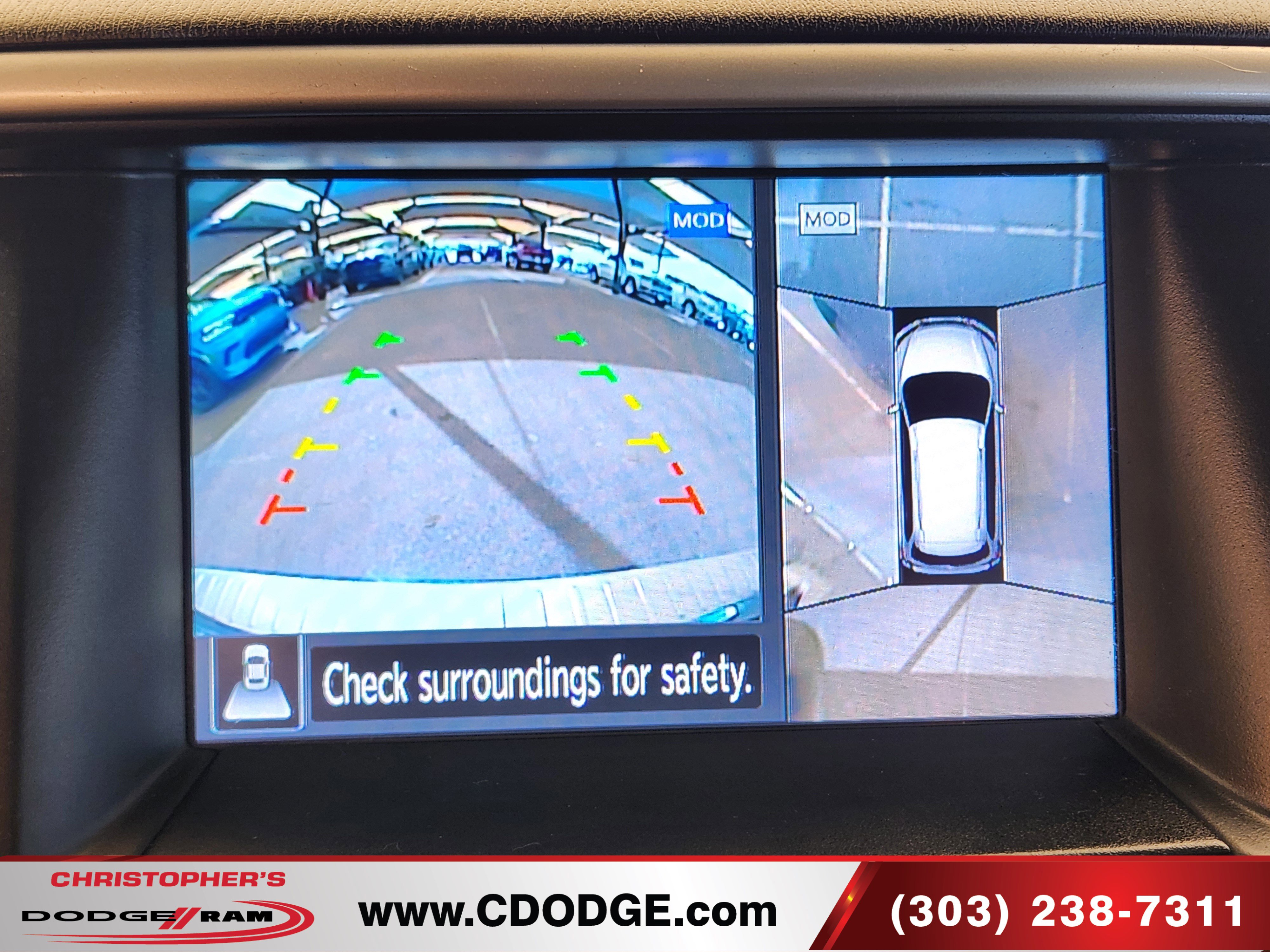 Used 2018 Nissan Pathfinder Platinum image 14