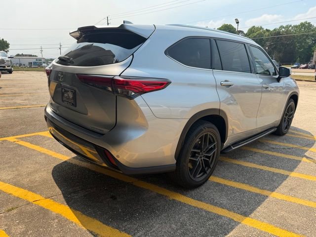 Used 2020 Toyota Highlander Limited image 12