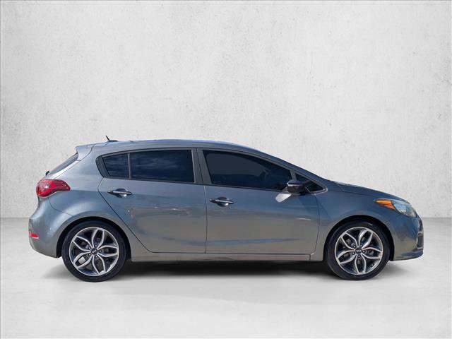Used 2016 Kia Forte SX w/ SX Premium Technology Package FWD image 4