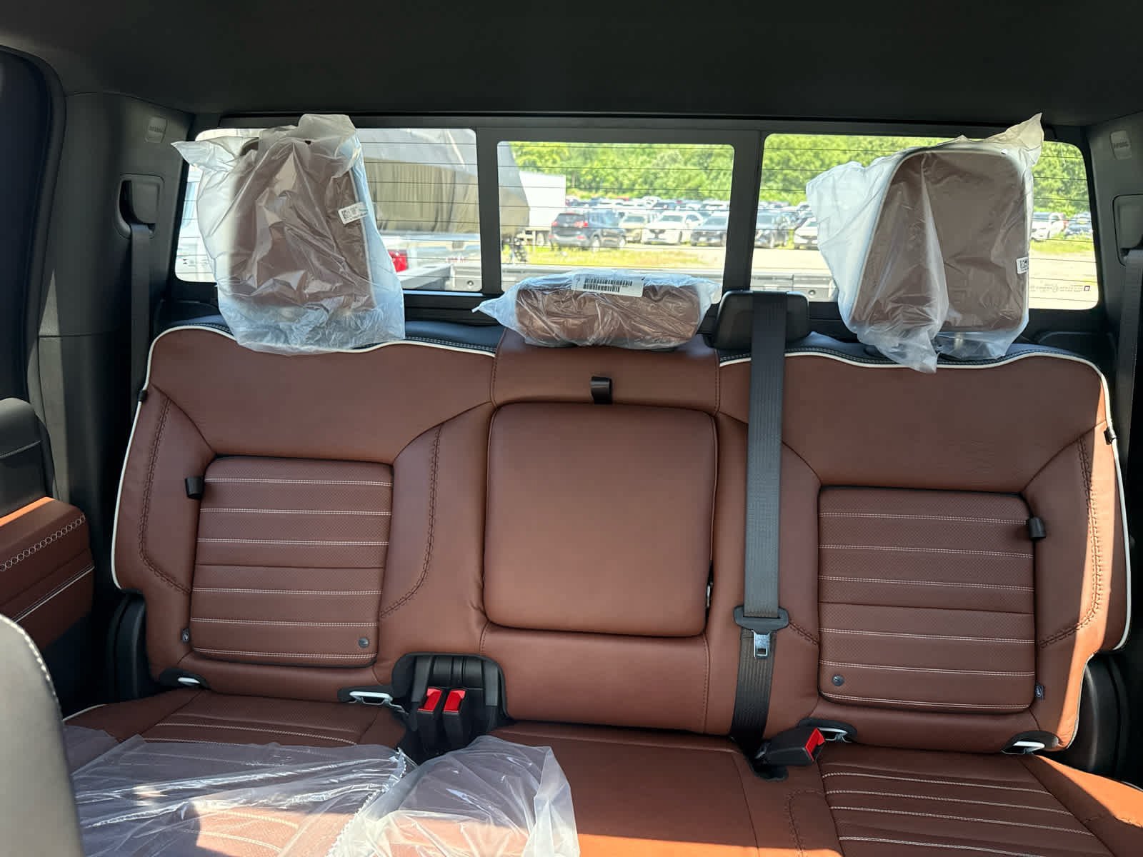 New 2026 GMC Sierra 2500 Denali Ultimate w/ Snow Plow Prep/Camper Package AWD/4WD image 21