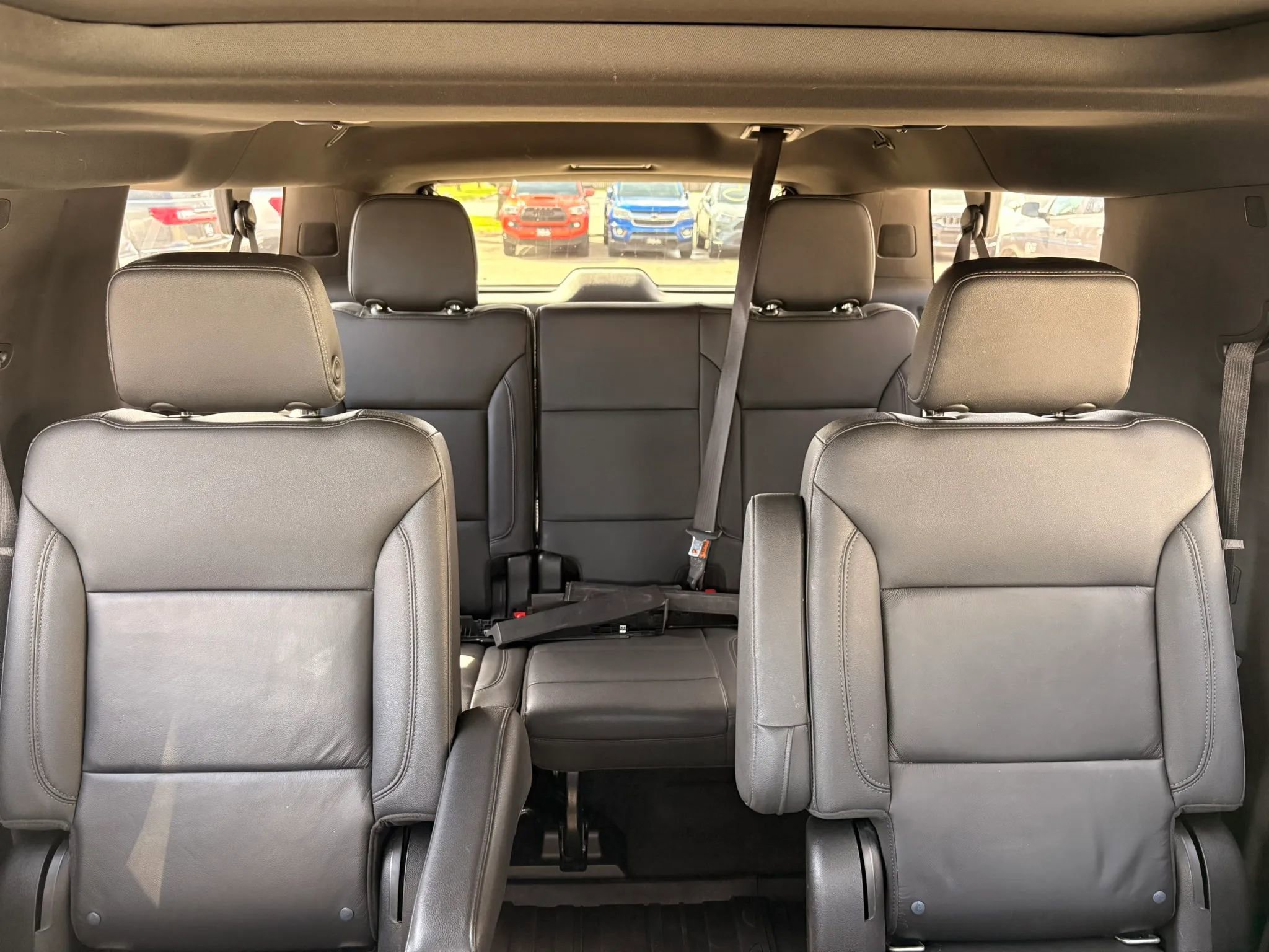 Used 2021 Chevrolet Suburban LT w/ LT Signature Package AWD/4WD image 21