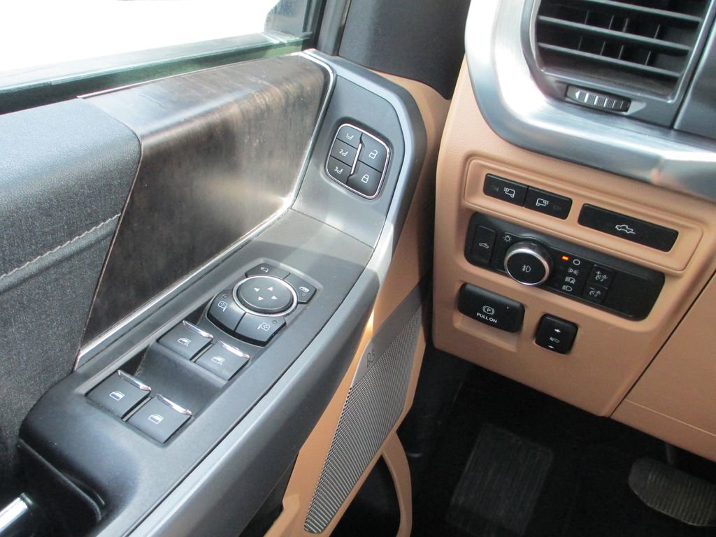 Used 2021 Ford F150 Lariat w/ Equipment Group 502A High image 26