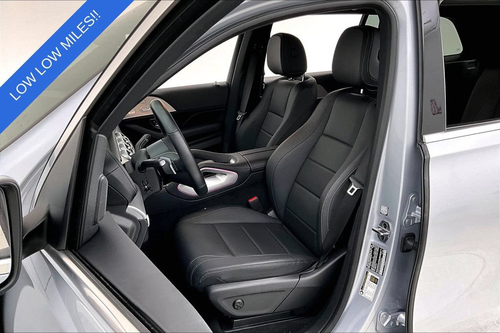 Used 2025 Mercedes-Benz GLS 450 4MATIC image 33