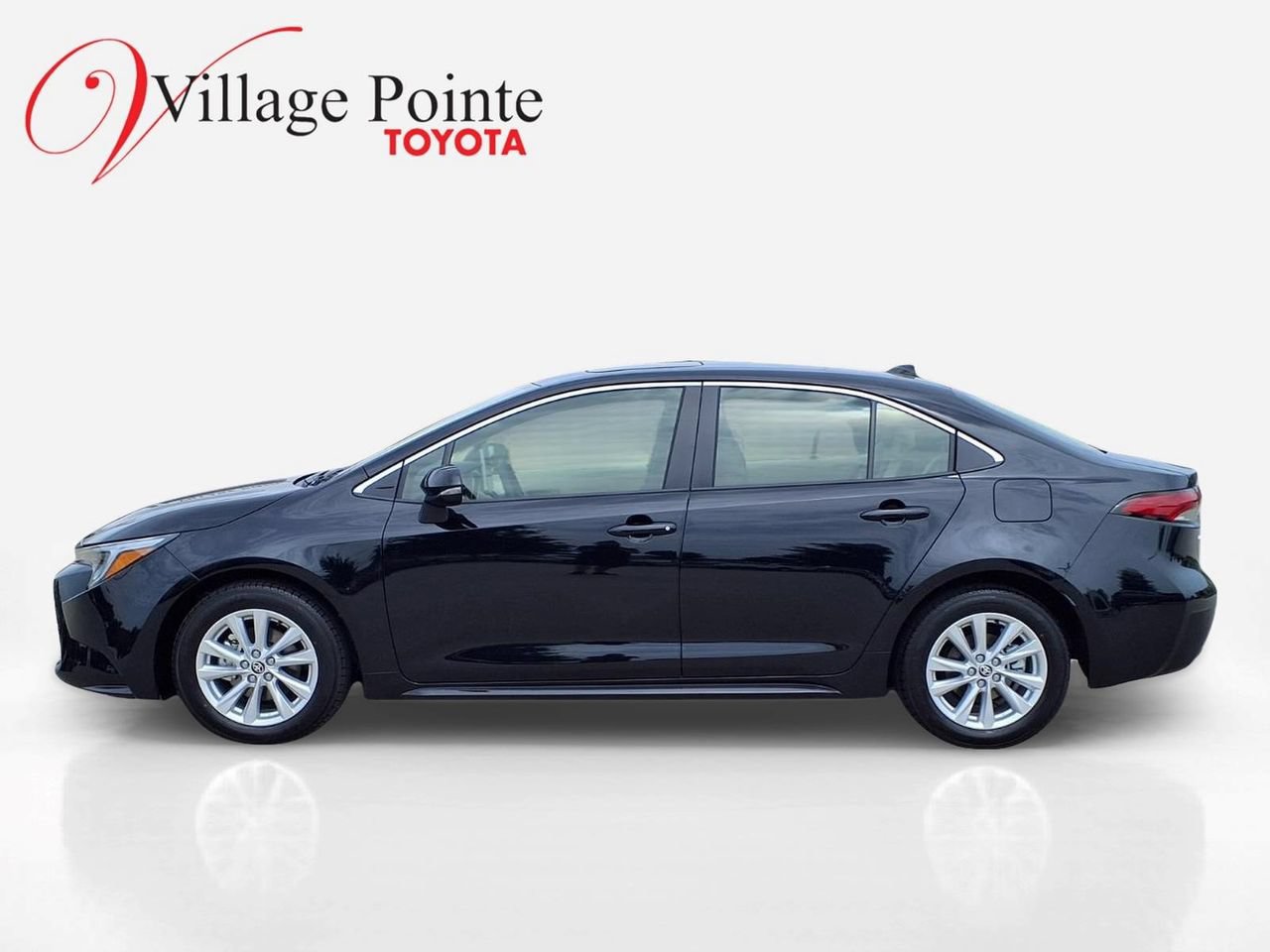 Certified 2026 Toyota Corolla XLE FWD image 2