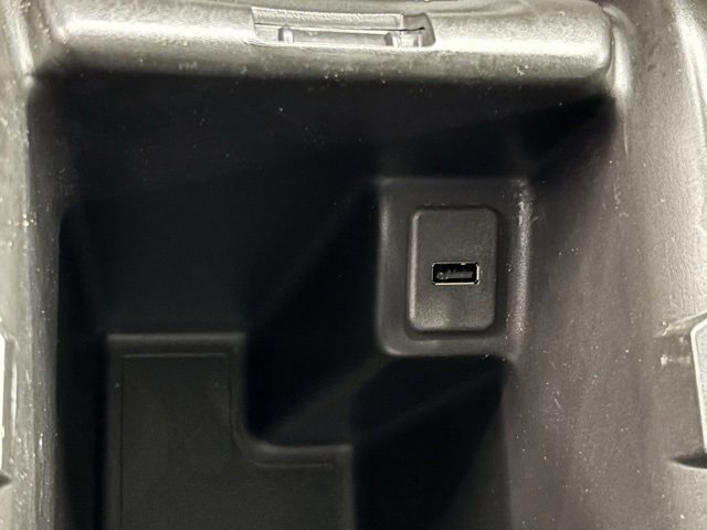 Used 2015 Chevrolet Colorado LT image 29