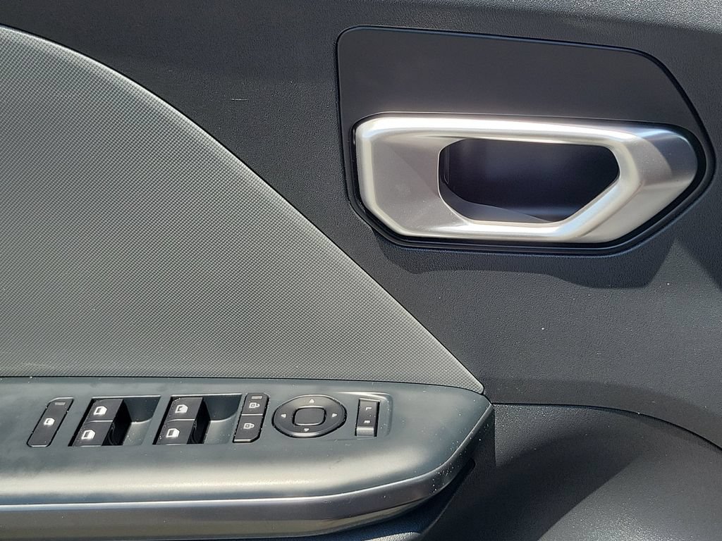 Used 2025 Kia K4 FWD image 17