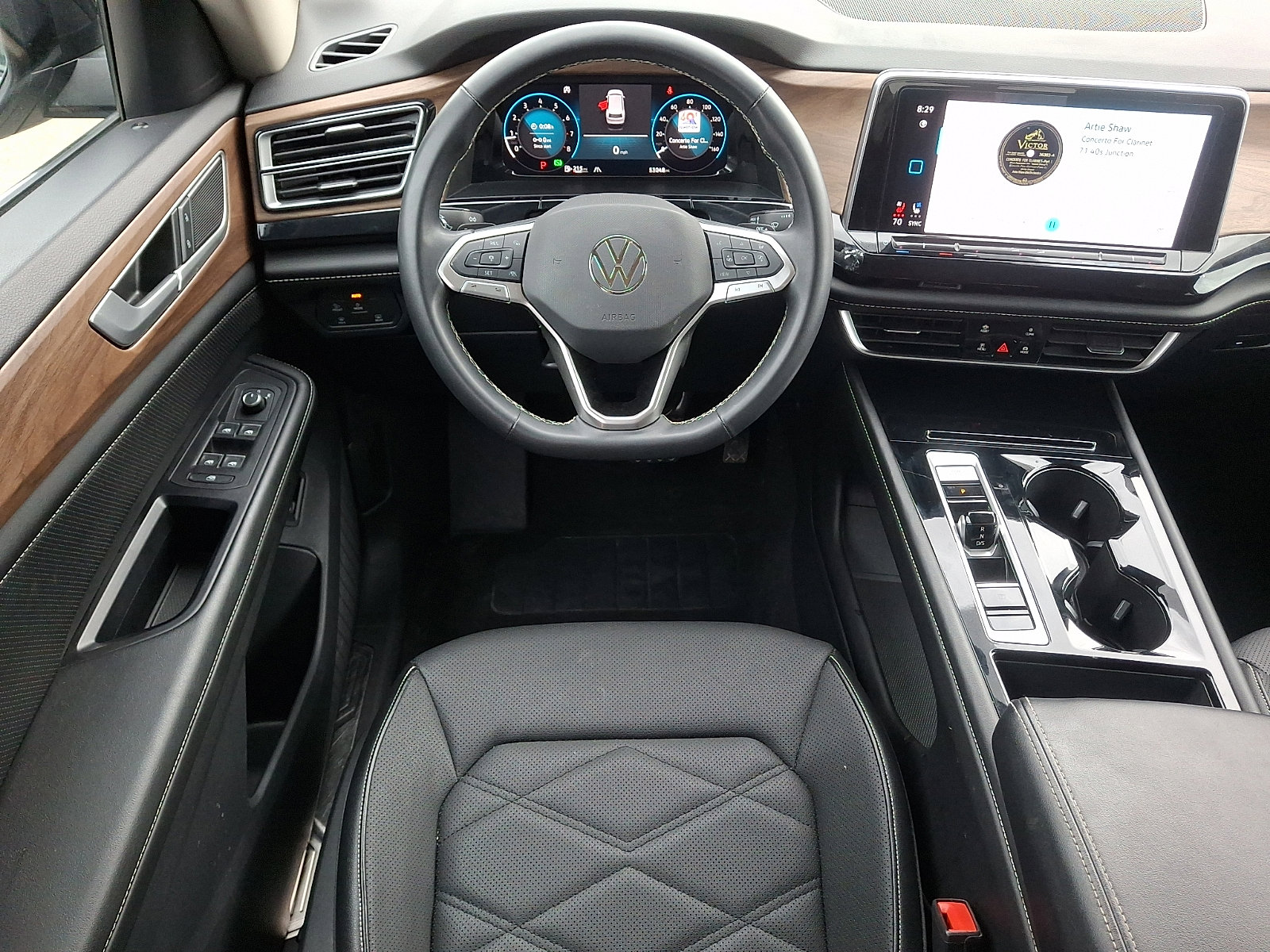 Used 2024 Volkswagen Atlas SE image 12