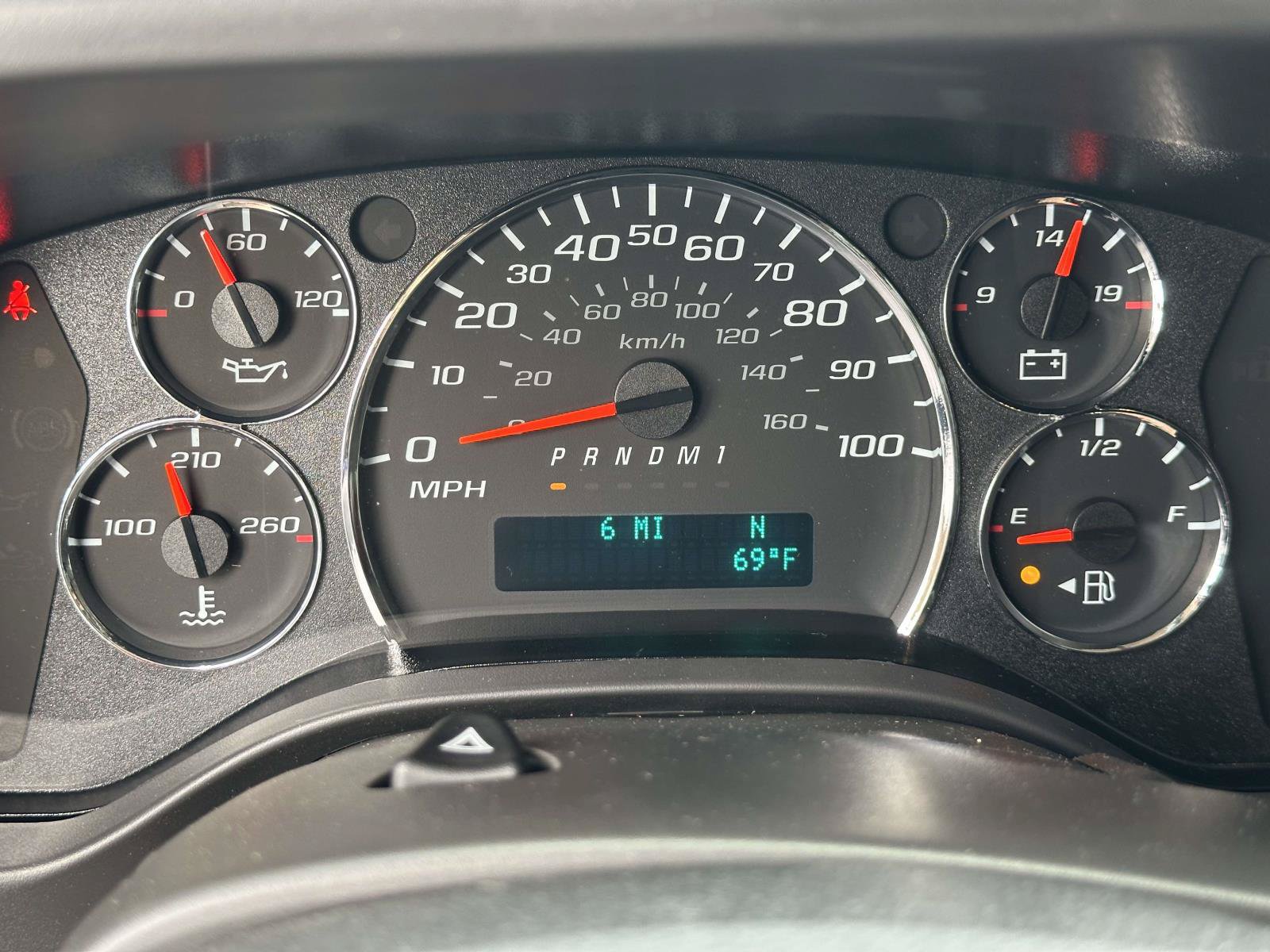 New 2026 Chevrolet Express 2500 w/ Safety Package RWD image 18