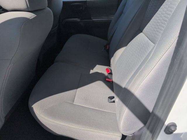 Used 2018 Toyota Tacoma SR5 RWD image 22