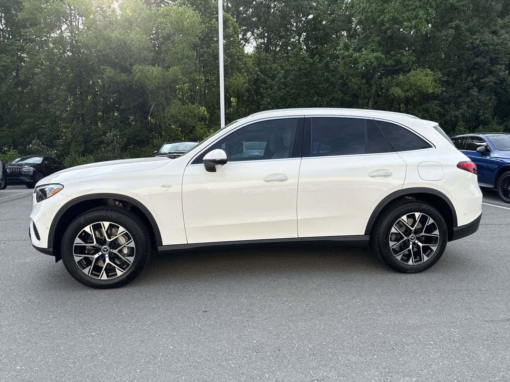 New 2025 Mercedes-Benz GLC 350e 4MATIC image 6