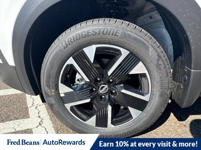 New 2026 Nissan Kicks SV w/ Cold Weather Package AWD/4WD image 6