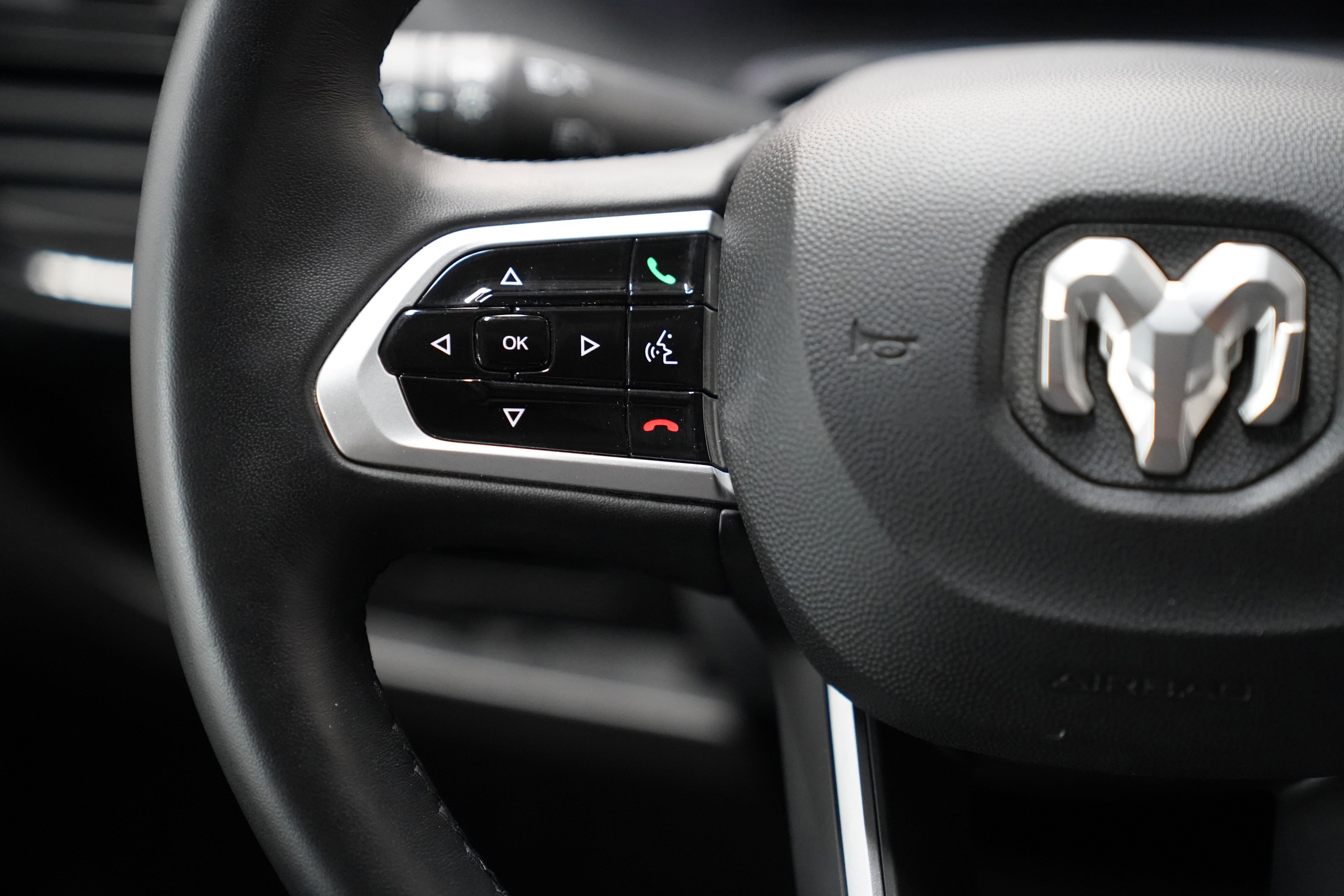 Used 2024 RAM ProMaster 3500 w/ Delivery Van Package image 20