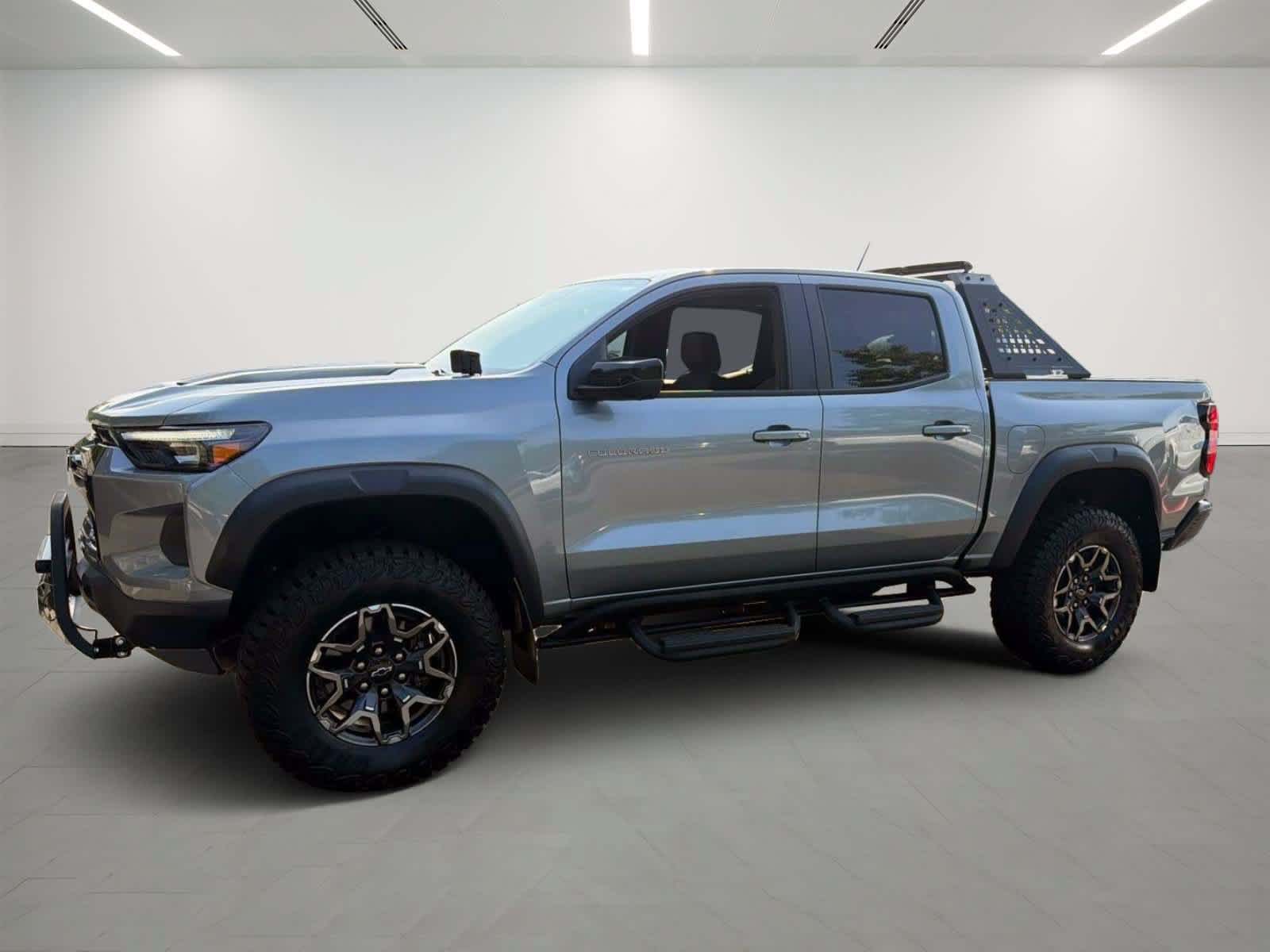 Used 2025 Chevrolet Colorado ZR2 w/ Technology Package