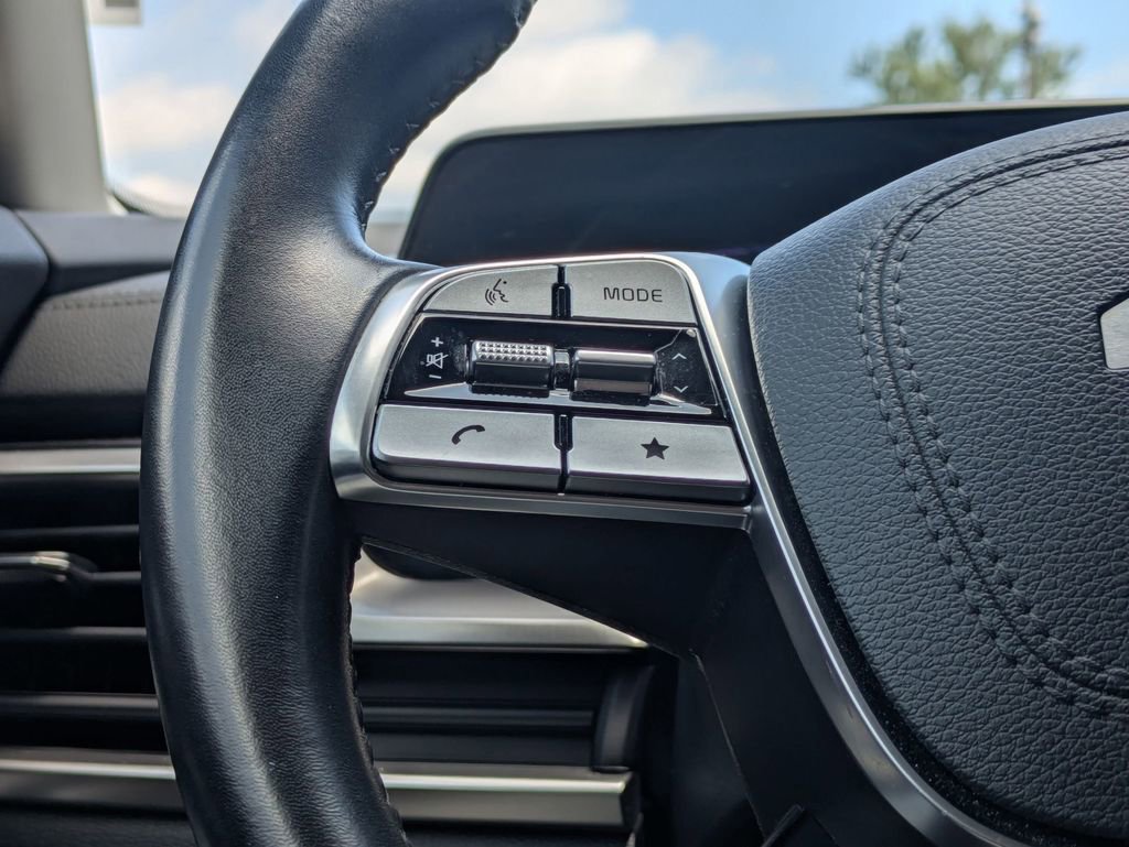 Used 2025 Kia Telluride S AWD/4WD image 22