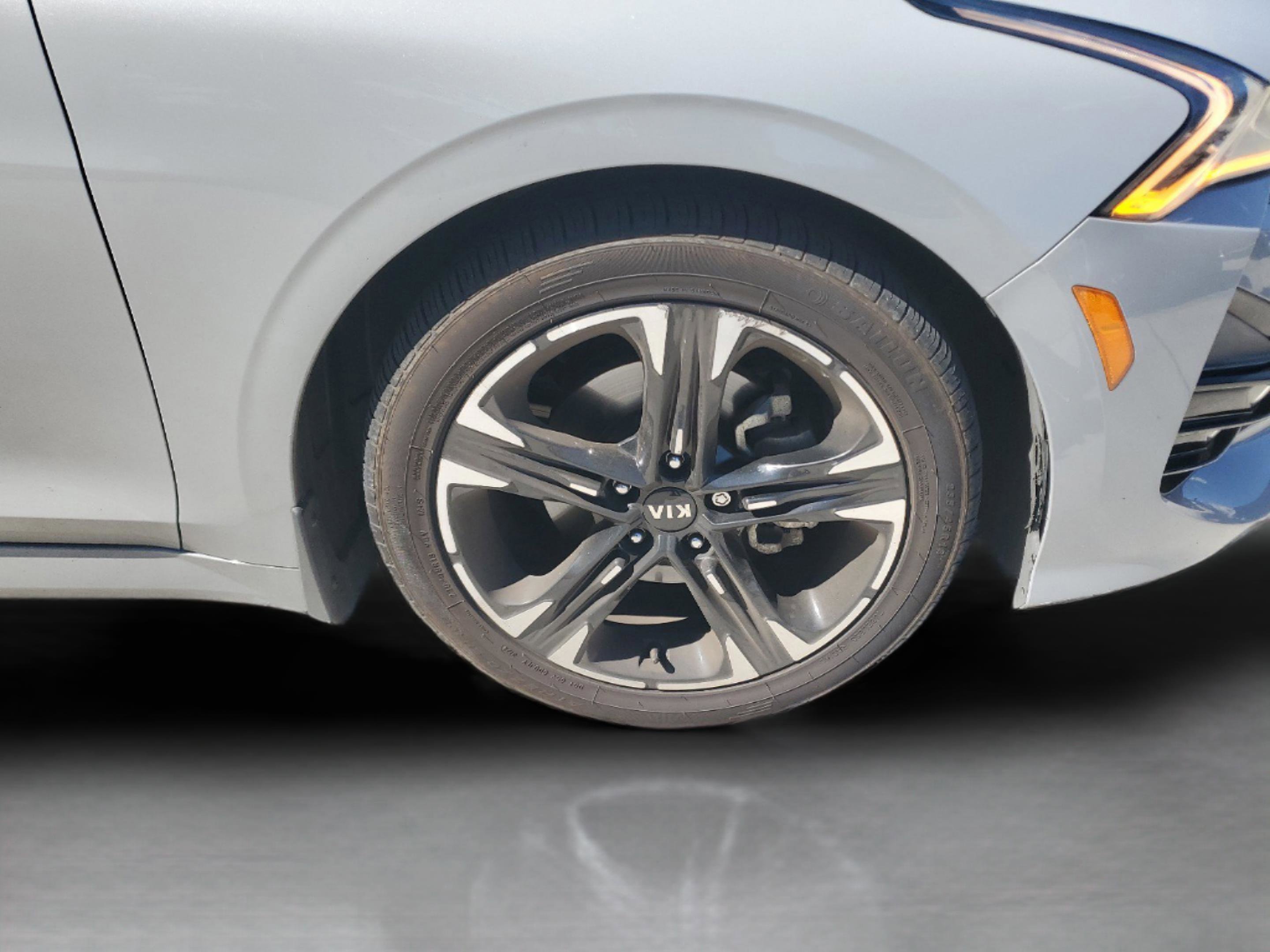 Used 2021 Kia K5 GT-Line w/ GT-Line FWD Premium Package image 5