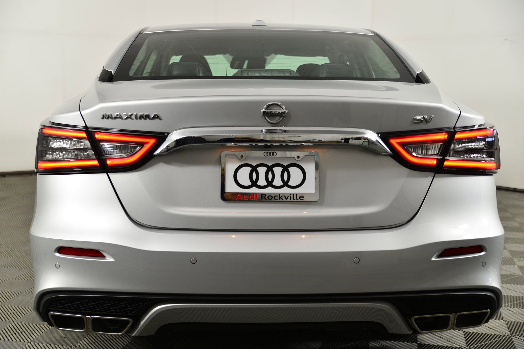 Used 2020 Nissan Maxima 3.5 SV w/ Floor Mat Group image 10