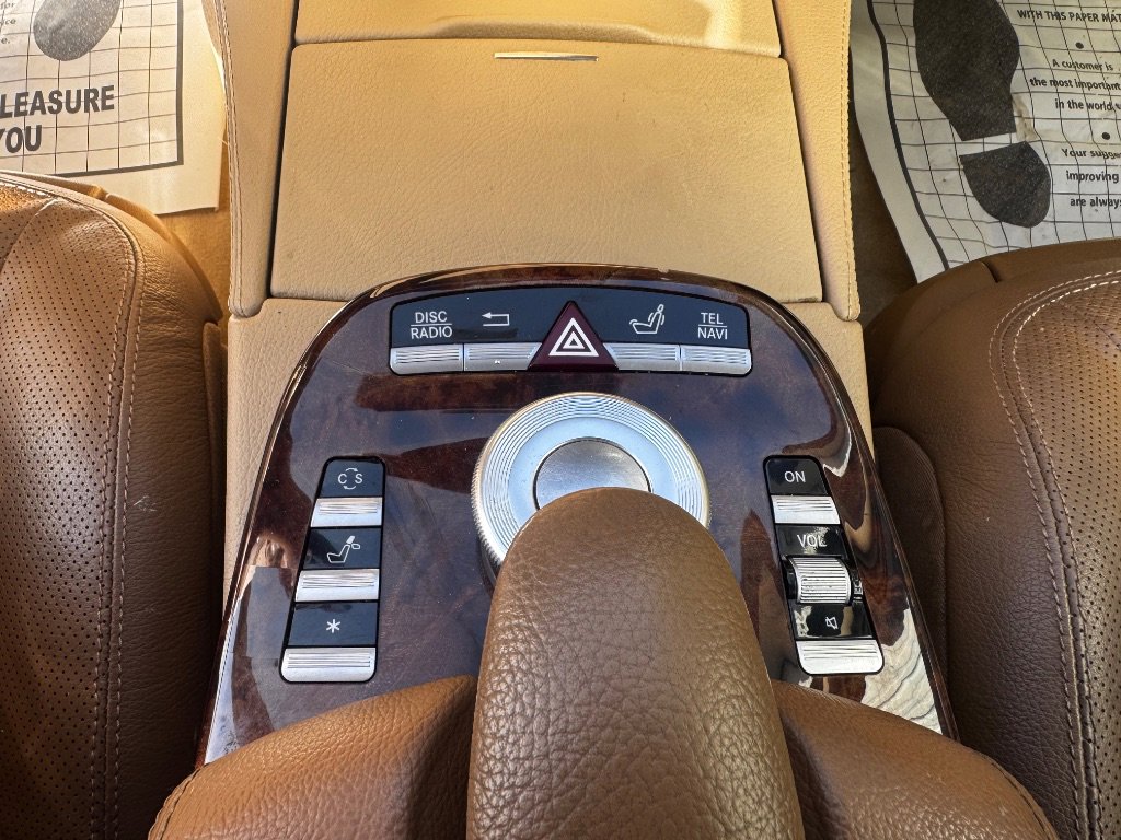 Used 2007 Mercedes-Benz S 550 image 32