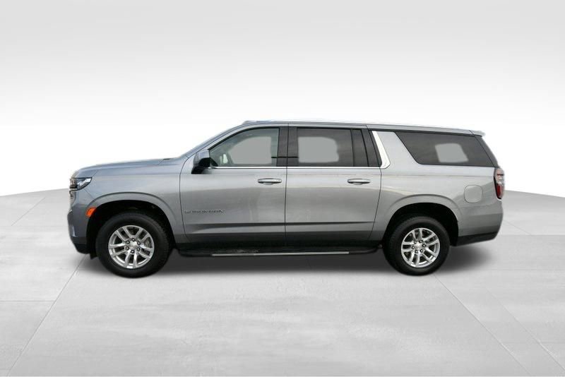 Used 2024 Chevrolet Suburban LT AWD/4WD image 8