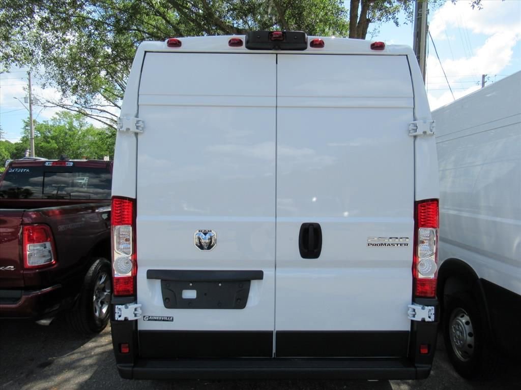 Used 2025 RAM ProMaster 2500 w/ Convenience Group FWD image 31