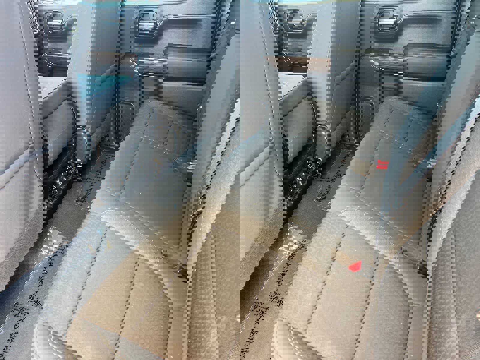 Used 2021 Chevrolet Silverado 1500 RST w/ Z71 Off-Road Package AWD/4WD image 5