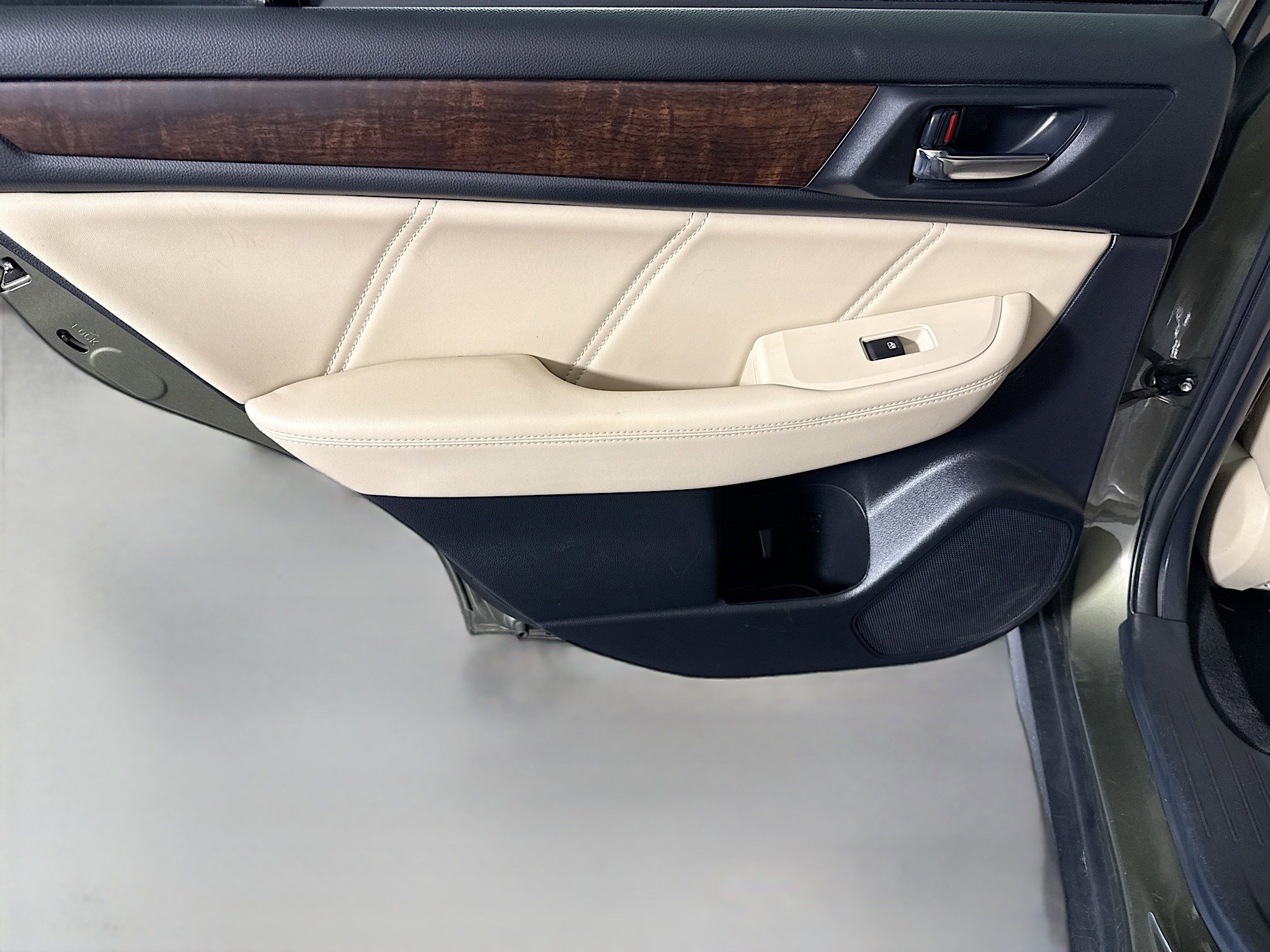Used 2019 Subaru Outback 2.5i Limited image 26