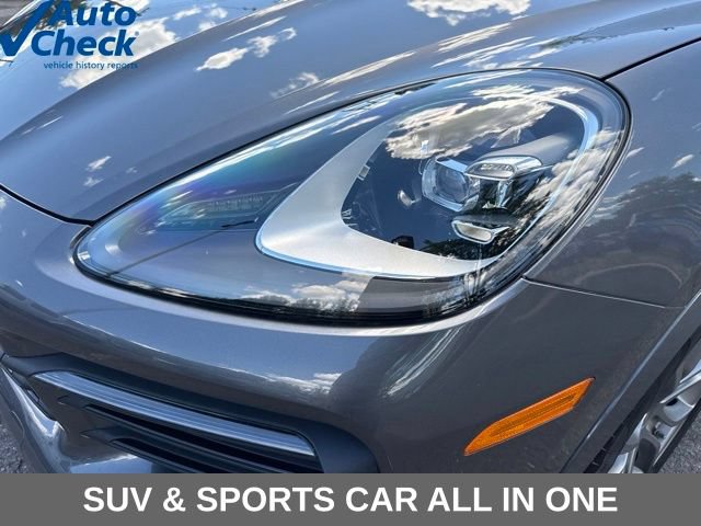 Used 2022 Porsche Cayenne AWD/4WD image 29