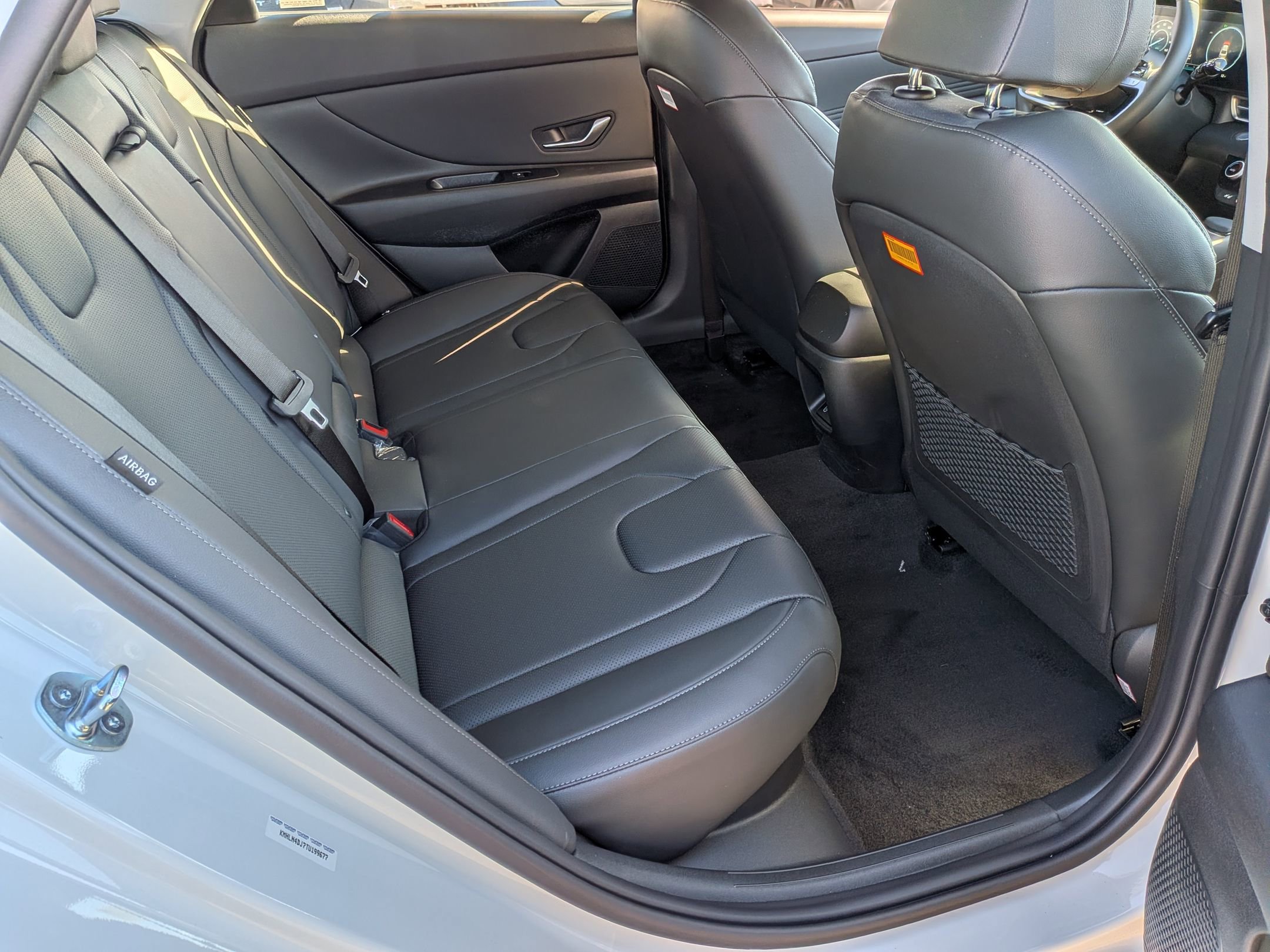 New 2026 Hyundai Elantra Limited FWD image 24