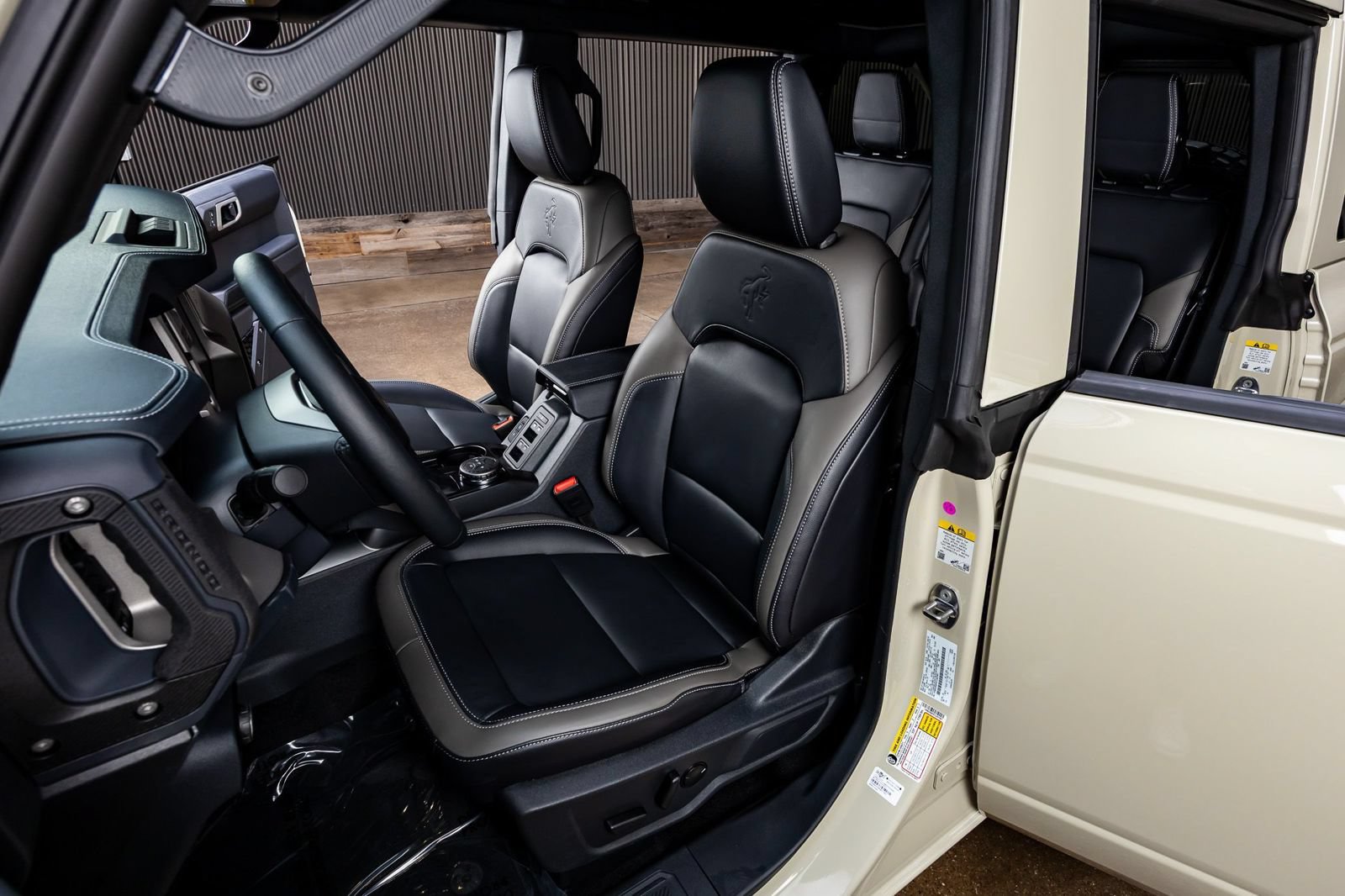 Used 2026 Ford Bronco Outer Banks AWD/4WD image 27