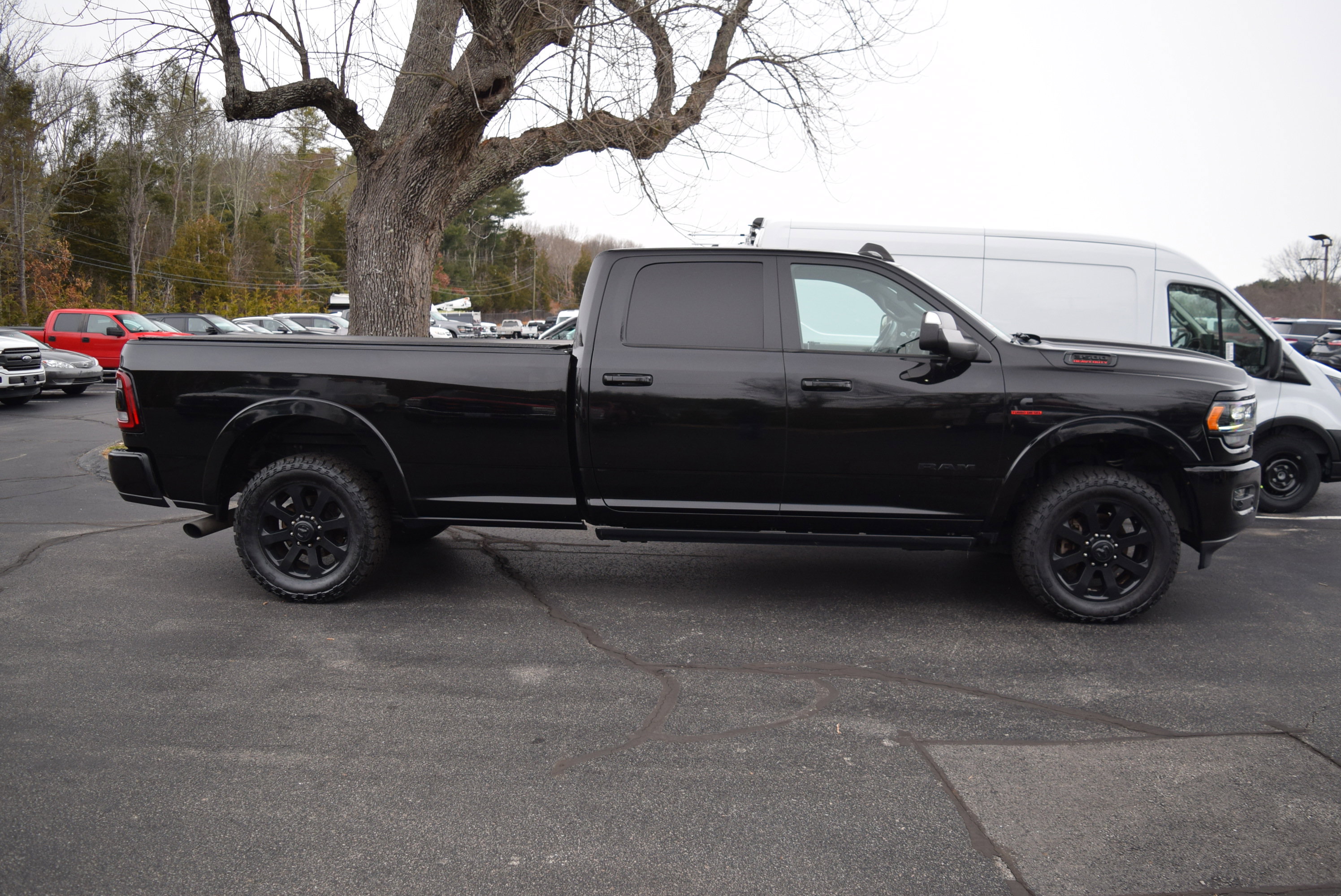 Used 2020 RAM 3500 Limited image 3