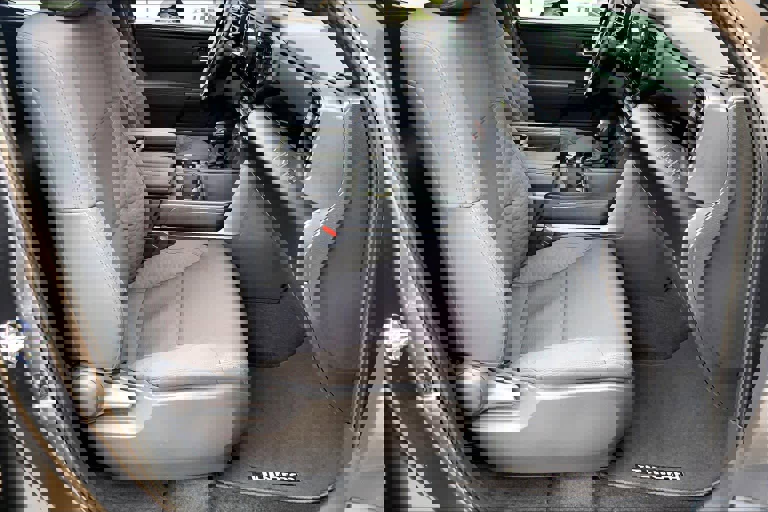 Used 2025 Toyota Tundra SR5 w/ SX Package RWD image 9