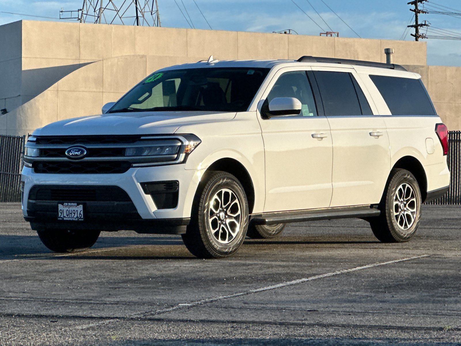 Certified 2024 Ford Expedition Max XLT image 8