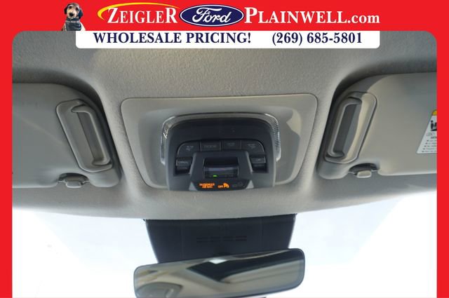 Used 2023 Toyota Corolla Cross XLE w/ Convenience Package image 27