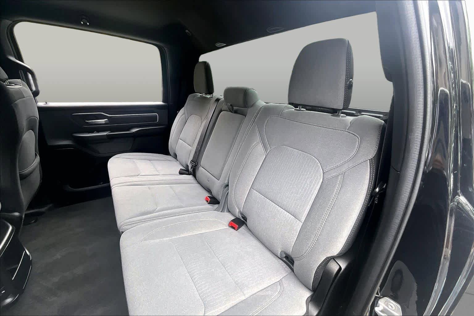Used 2022 RAM 1500 Big Horn AWD/4WD image 19