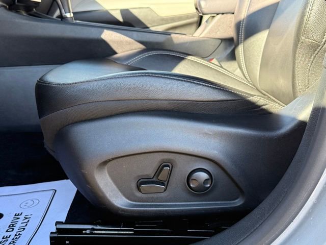 Used 2025 Jeep Compass Limited image 14