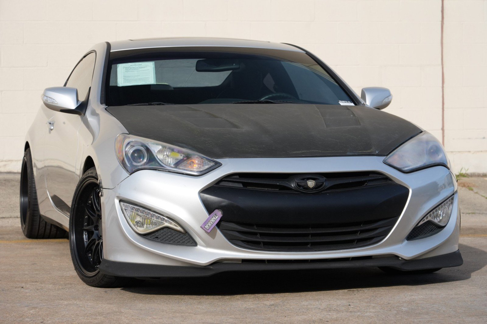 Used 2013 Hyundai Genesis 3.8 RWD image 2