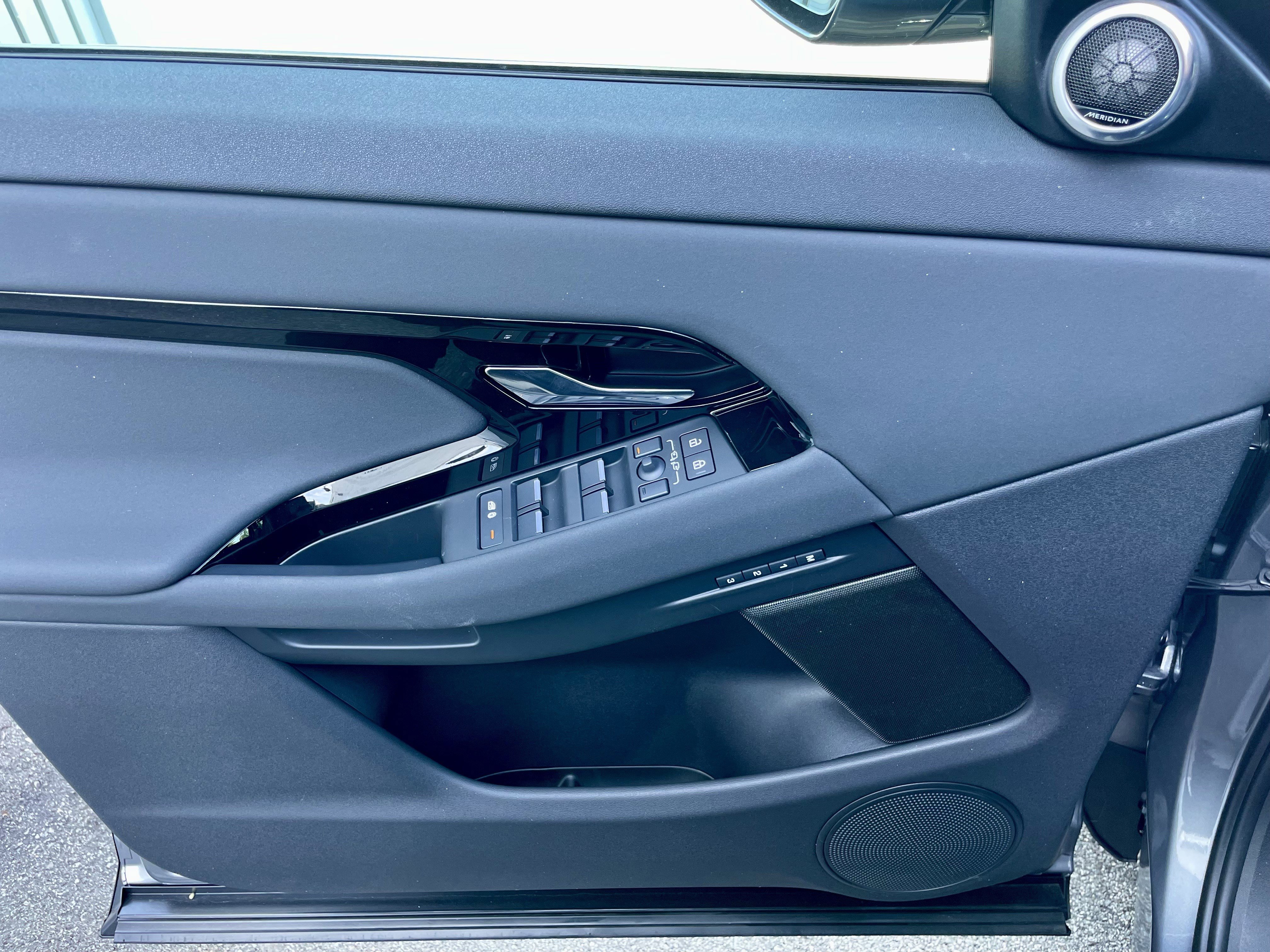 New 2026 Land Rover Range Rover Evoque S image 12