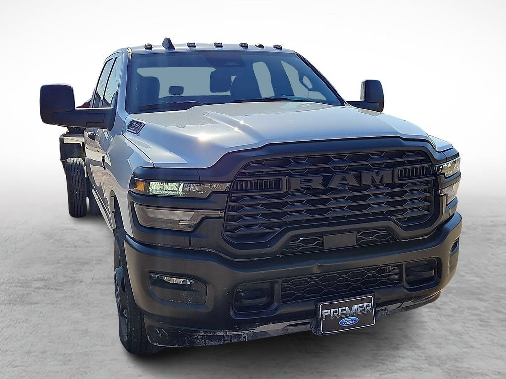 Used 2026 RAM 3500 Tradesman AWD/4WD image 2