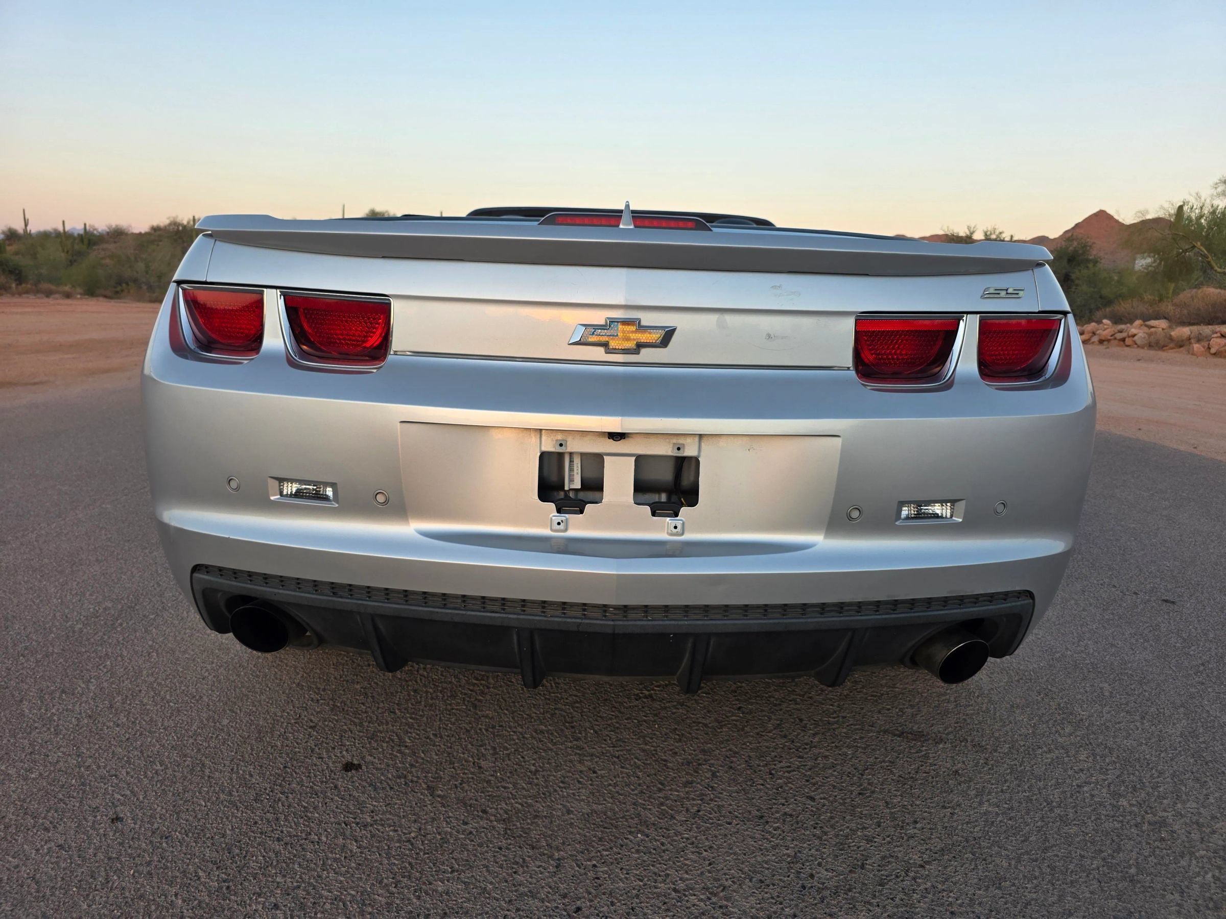 Used 2012 Chevrolet Camaro SS RWD image 13
