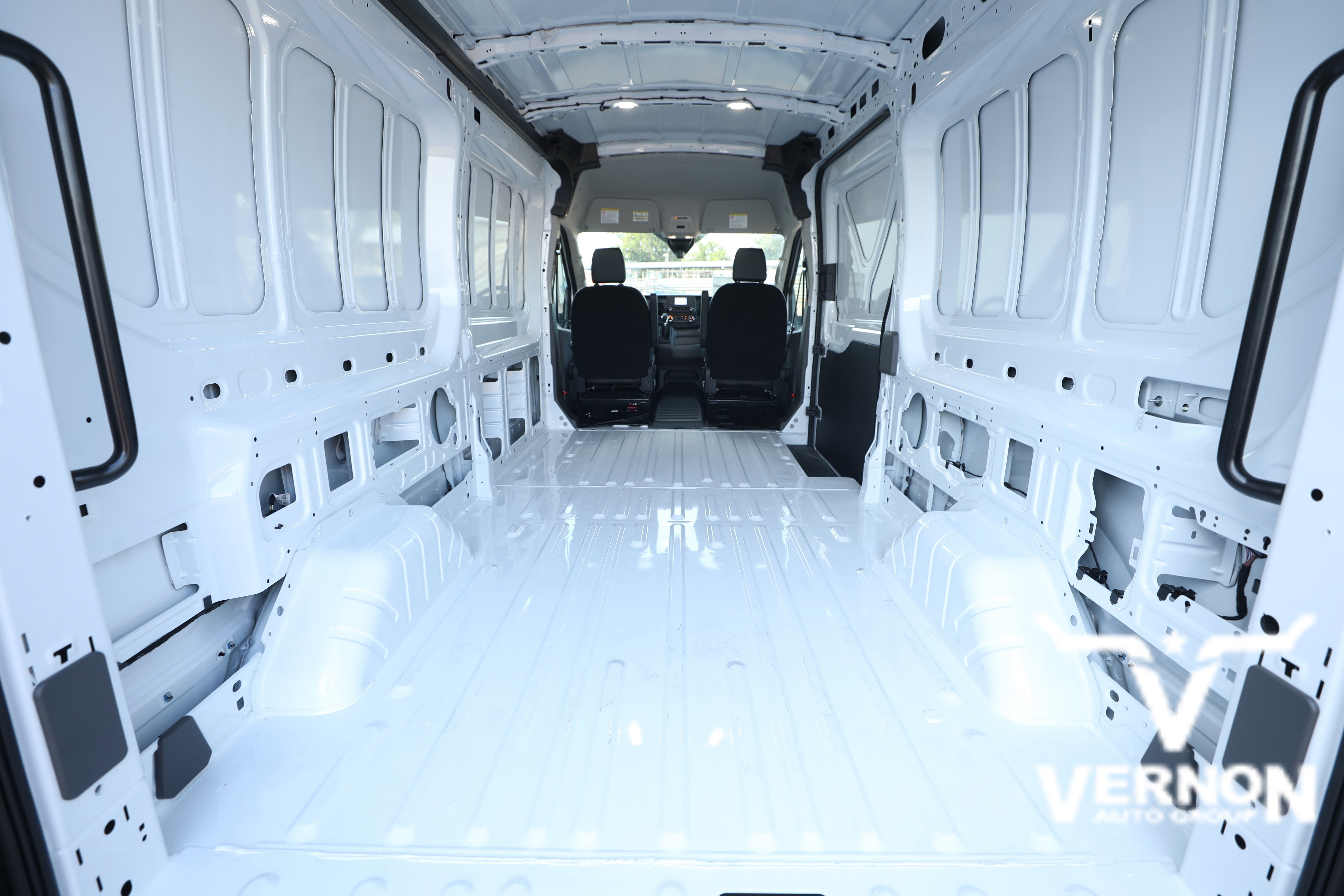 New 2025 Ford Transit 150 148 Medium Roof image 12