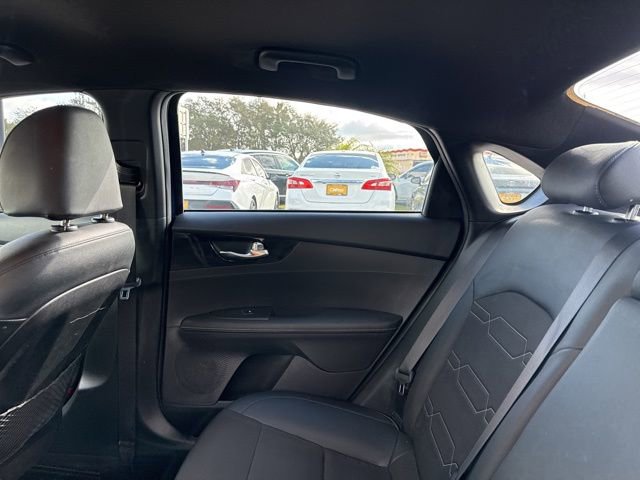 Used 2021 Kia Forte GT-Line image 20