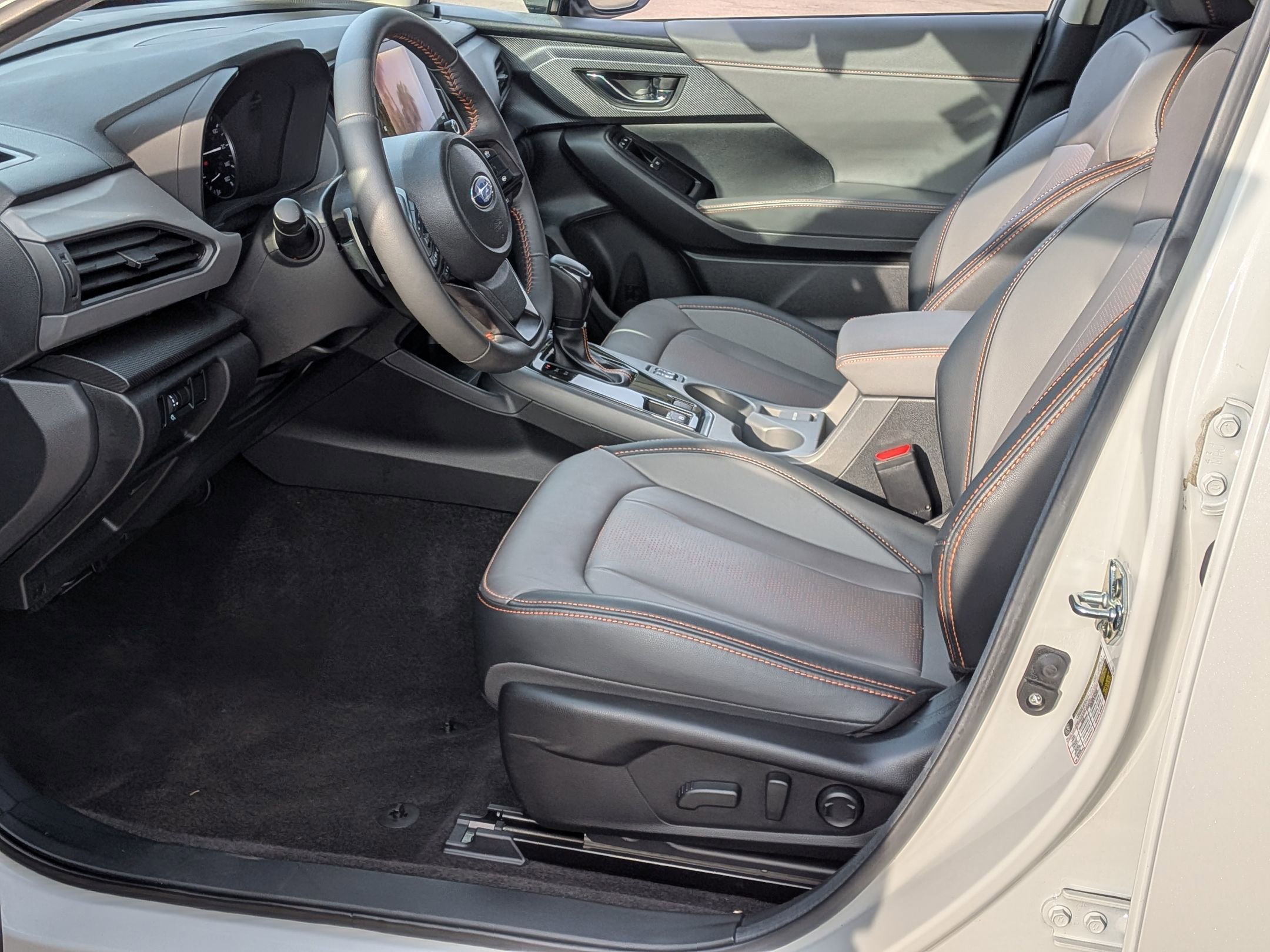 Certified 2025 Subaru Crosstrek 2.5i Limited w/ Crosstrek Mirror Package image 11