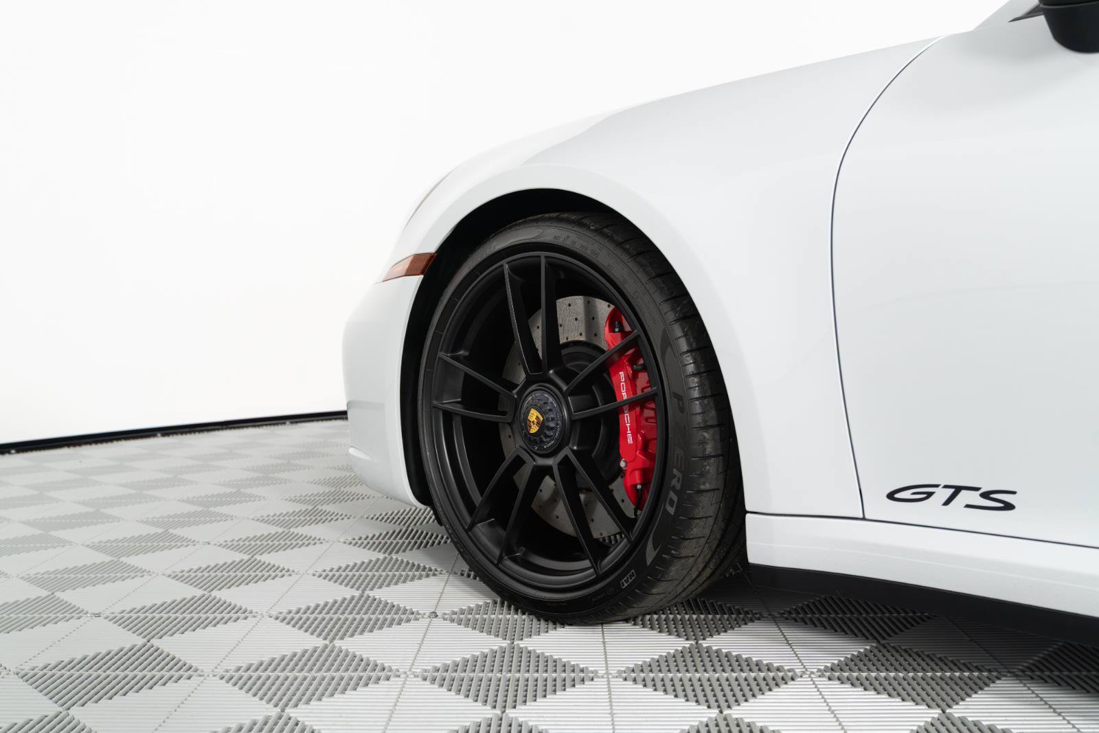 Used 2023 Porsche 911 Carrera GTS RWD image 18