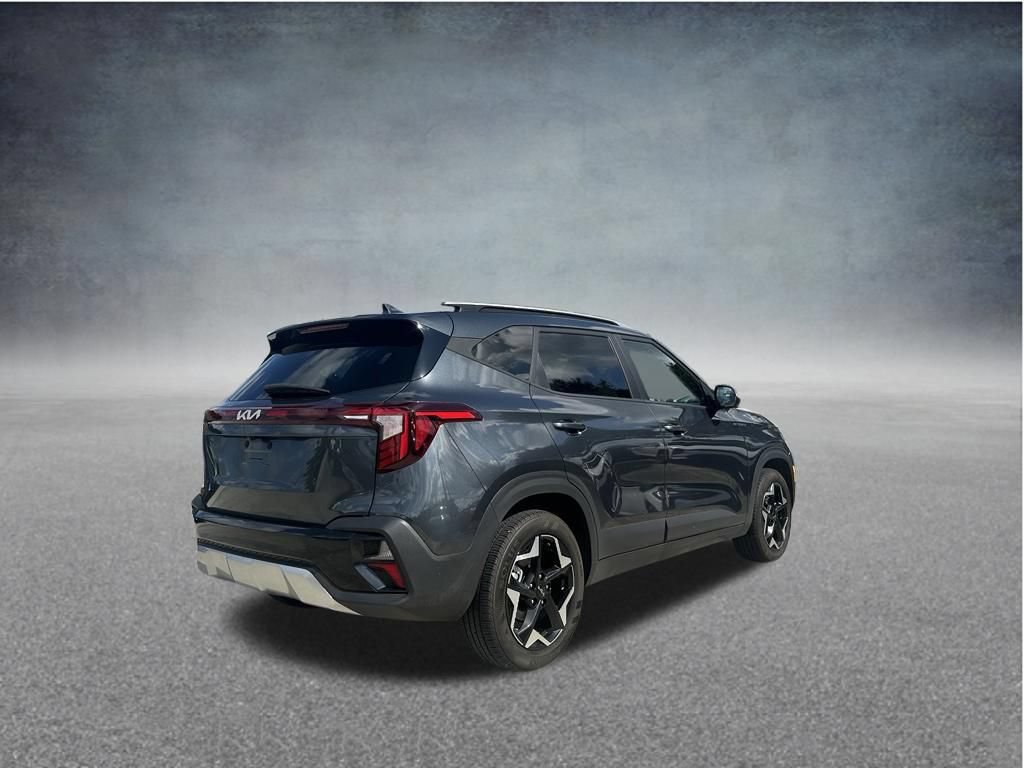 Used 2025 Kia Seltos S FWD image 8