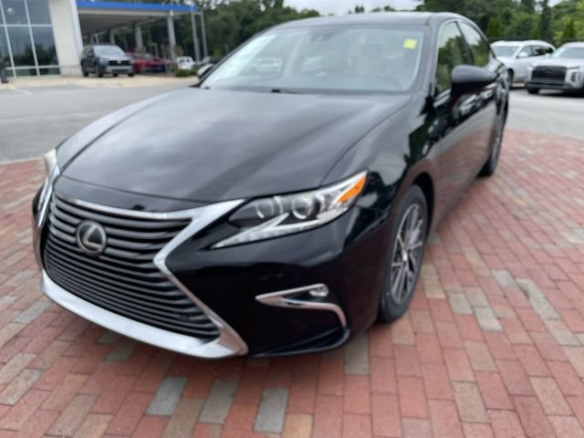 Used 2016 Lexus ES 350 w/ Luxury Package w/Wood Trim FWD image 1