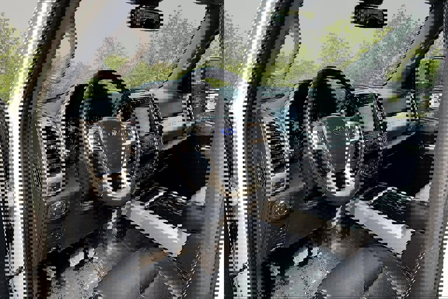 Used 2021 Ford F250 Lariat image 14