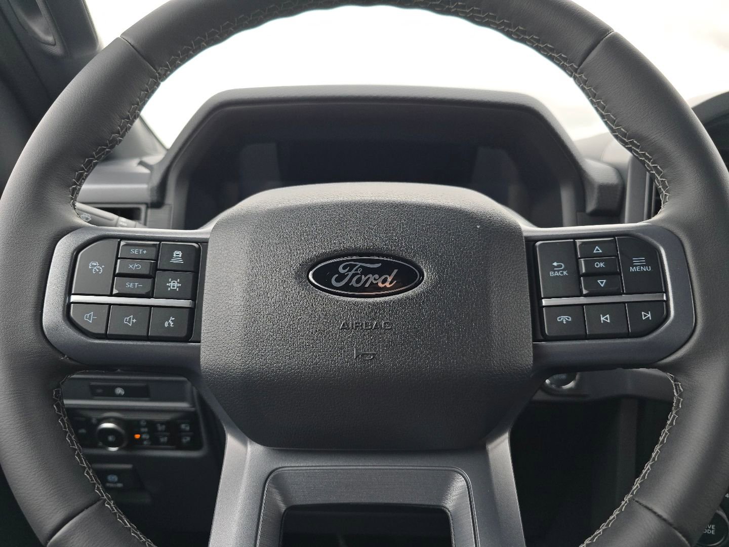 New 2025 Ford F150 XLT w/ Equipment Group 302A MID image 14