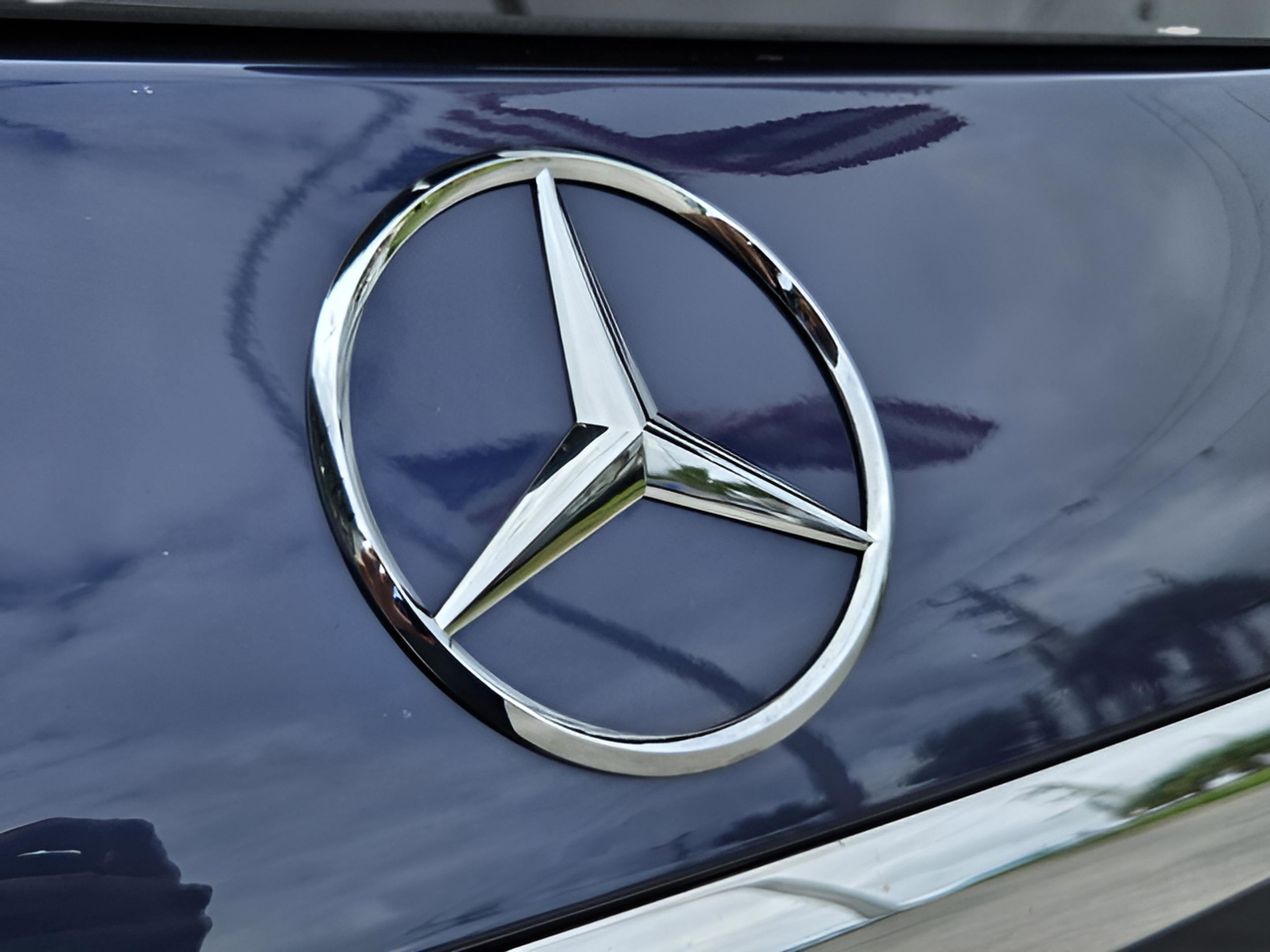 New 2026 Mercedes-Benz GLS 450 4MATIC image 32