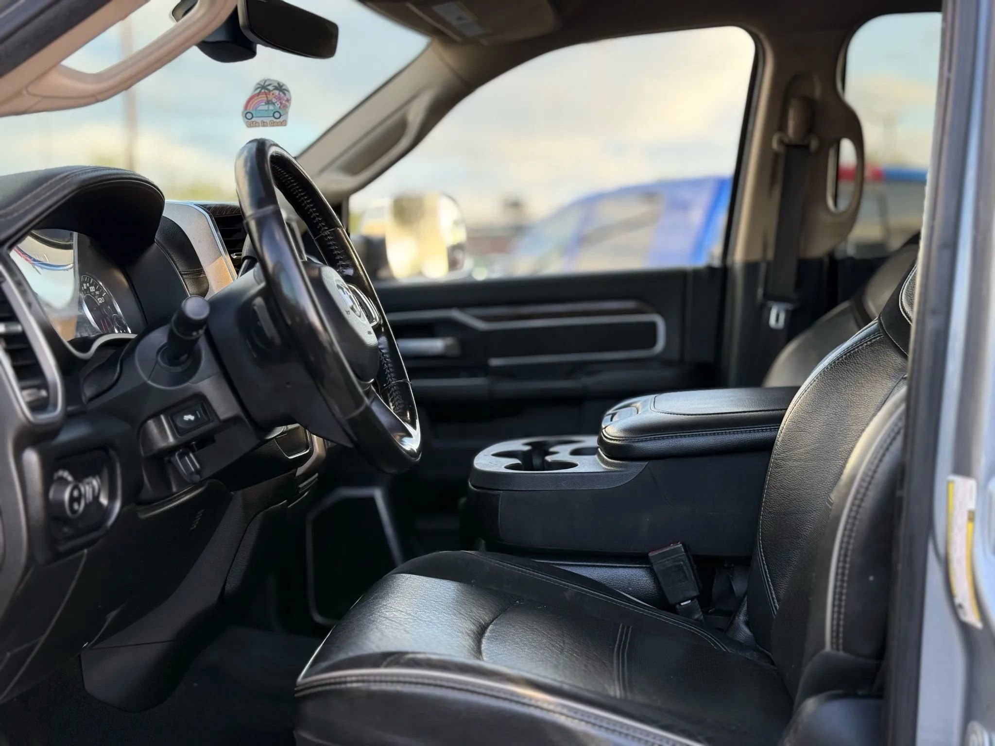 Used 2020 RAM 2500 Laramie image 9